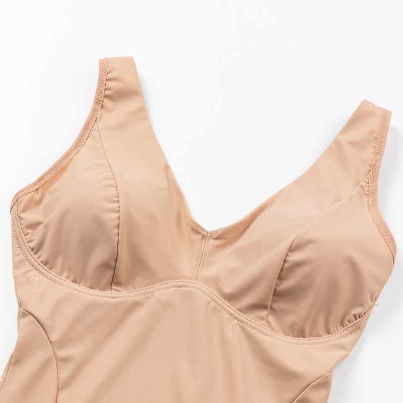 Sculpting Seamless Shapewear with Bra